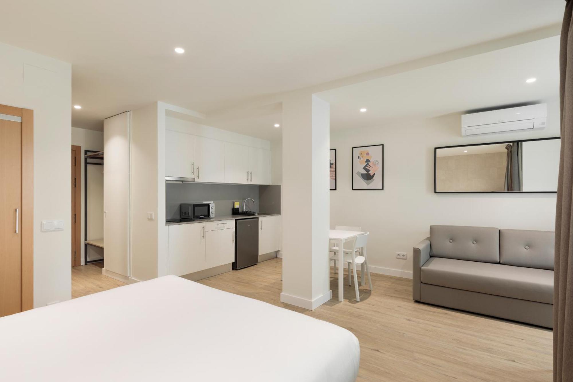 Aparthotel Xic Платжа-д'Ару Екстер'єр фото
