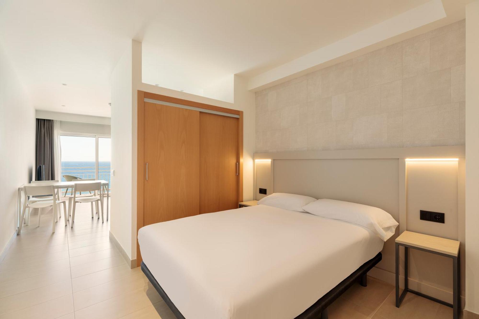 Aparthotel Xic Платжа-д'Ару Екстер'єр фото